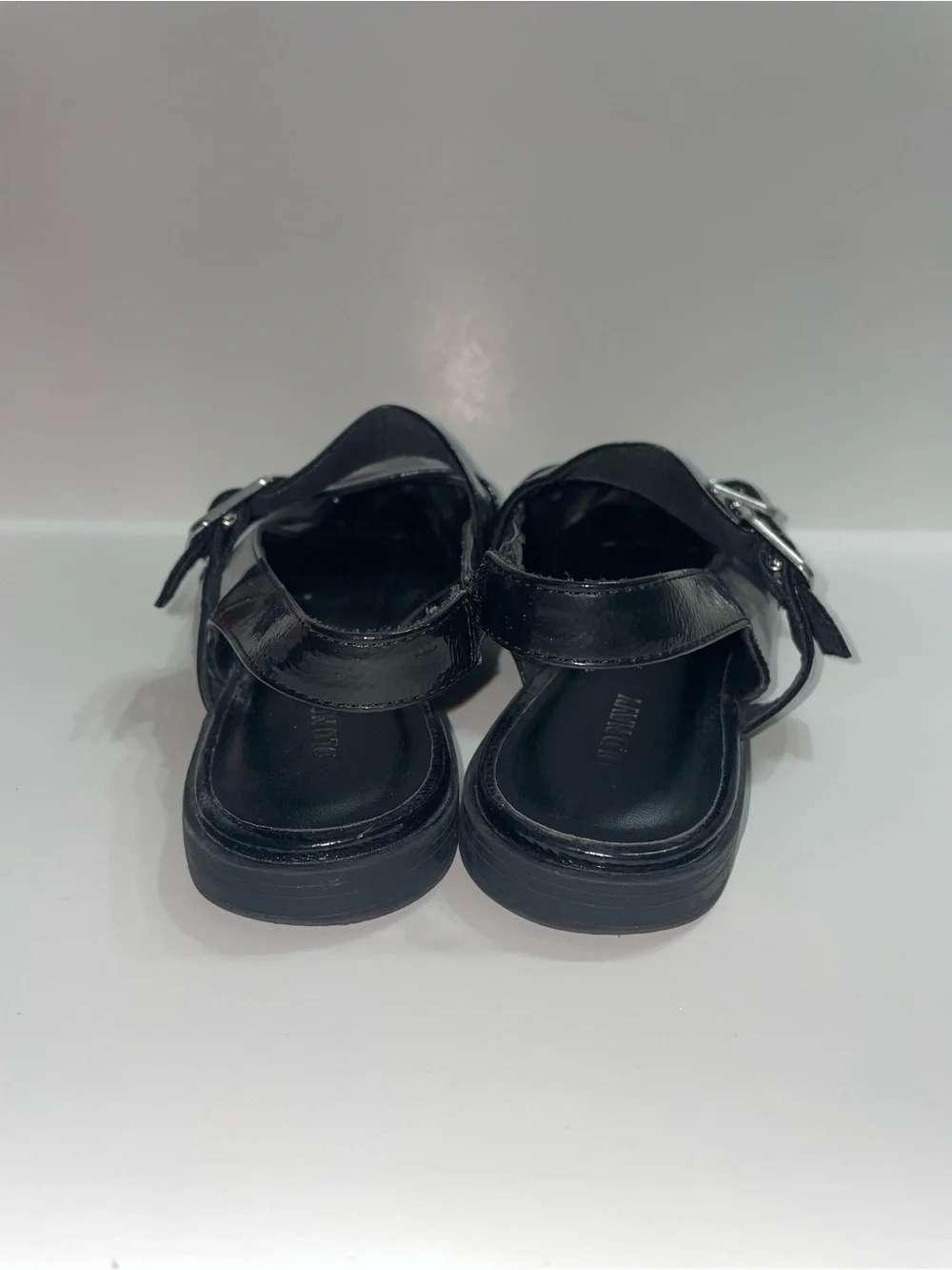 Old Navy Black Pointed Slingback Double Buckle Straps Flats Women’s Size 8
